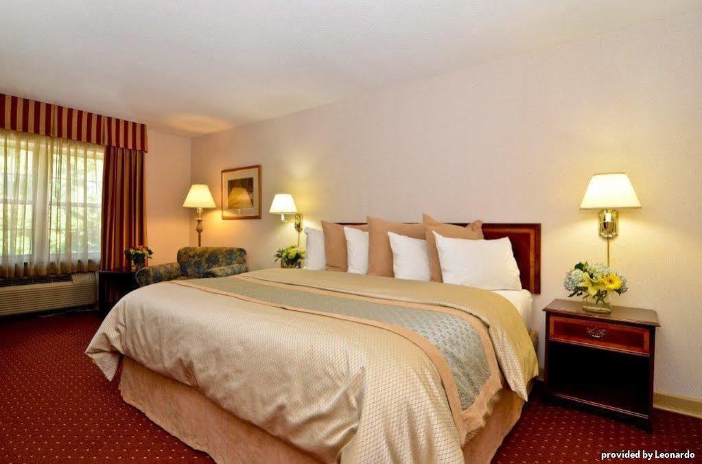 Best Western Plus Morristown Inn-Florham Park Szoba fotó